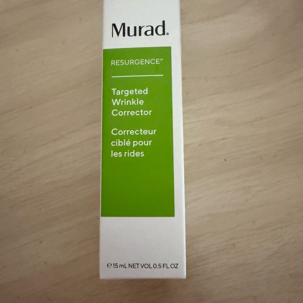 Murad Skincare Packaging in White